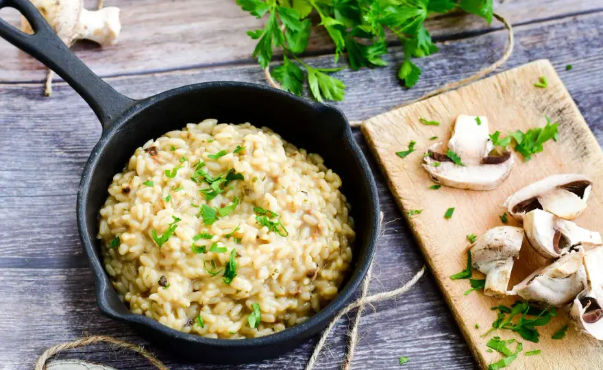 Warzywne risotto - Jak zrobić idealnie kremowe?