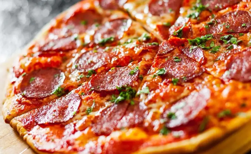 Pizza bez drożdży - Szybki przepis na idealny spód?