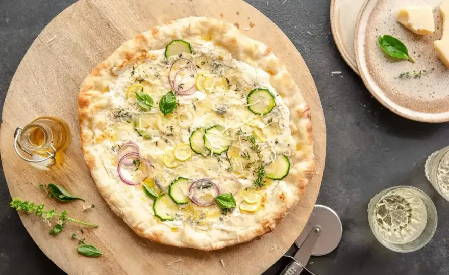 Spód do pizzy - Jak zrobić idealną bazę w domu?