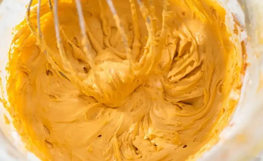 Deser z mascarpone - Jak zrobić idealny krem, który trzyma formę?